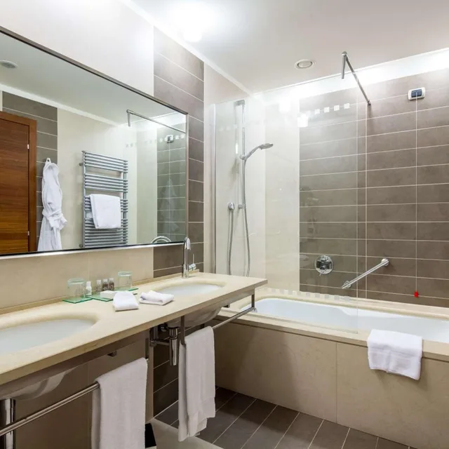 غرفة متصلة بسرير مزدوج، Best Western Premier Bhr Treviso Hotel 9/10