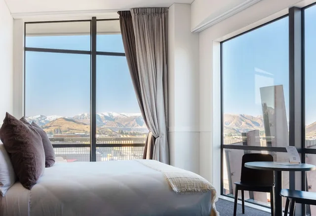 غرفة بسرير كينج بإطلالة، Sudima Queenstown Five Mile 3/7