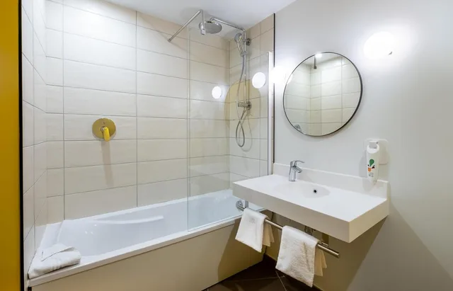 جناح عائلي بسرير مزدوج، Ibis Styles Paris Meteor Avenue D'italie 4/8