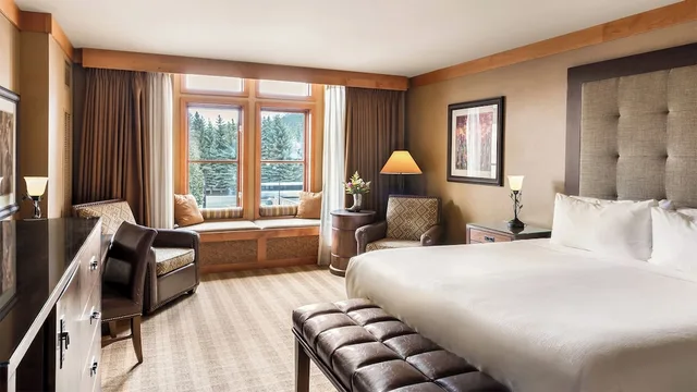 غرفة بريميوم ديلوكس بسرير كينج، Wyoming Inn of Jackson 1/6