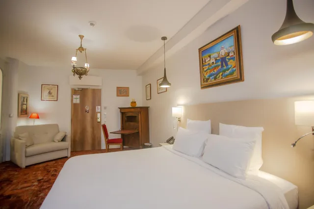 Superior, Double Bed, Hotel Au Charme Rabelaisien 1/1
