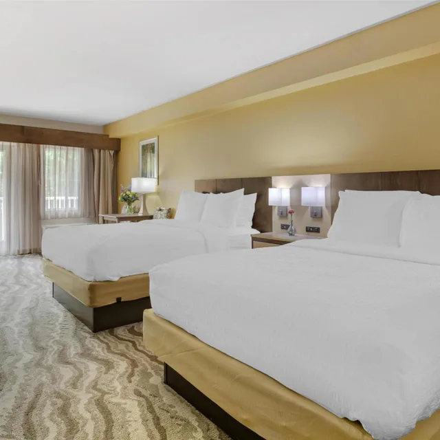 غرفة، Best Western Plus River Escape Inn & Suites 2/6