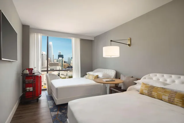 غرفة بسرير كوين لذوي الإعاقة، Canopy by Hilton San Francisco SoMa 1/1