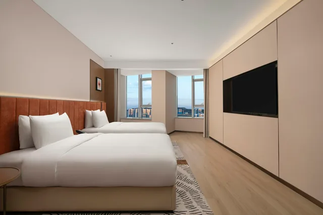Superior, Twin Beds, Hilton Garden Inn Urumqi Railway Station 1/4