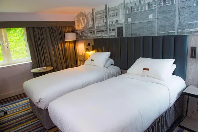 غرفة ديلوكس بسرير فردي، Doubletree By Hilton Bristol South Cadbury House 2/10