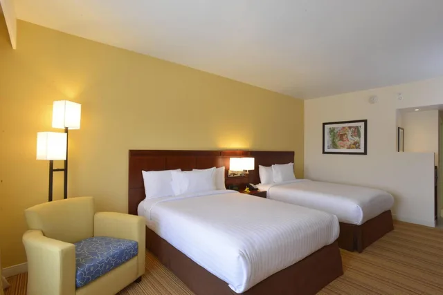 غرفة بسريرين كوين بإطلالة على المدينة، Courtyard Toluca Tollocan 3/6