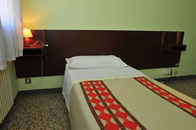 غرفة أساسية مفردة بحمام مشترك، Locanda Sant'anna 2/6