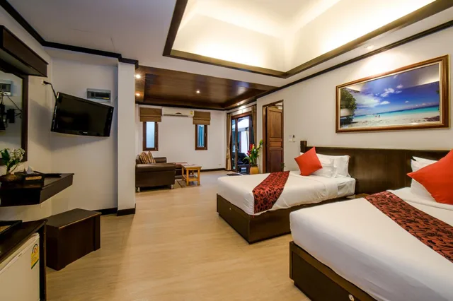 2 Bedrooms, Pool, Double and Twin Beds، Paitan Villas Resort 1/3