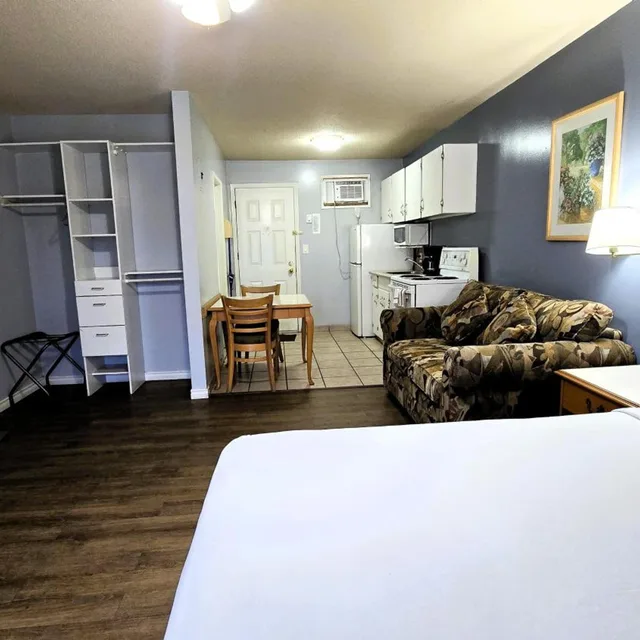 استوديو بسرير كوين، Okanagan Seasons Resort 6/9