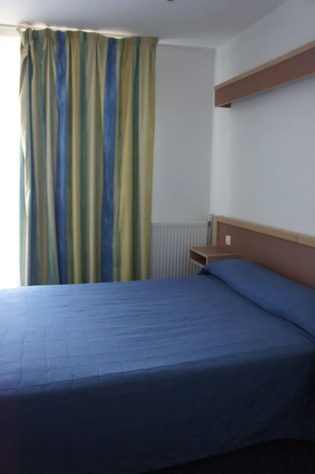 غرفة قياسية بسرير مزدوج، Edgar Quinet Hotel 3/10