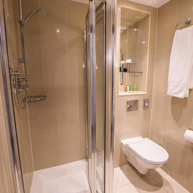 Room, Single, Small, Hyde Park International Hotel 5/10