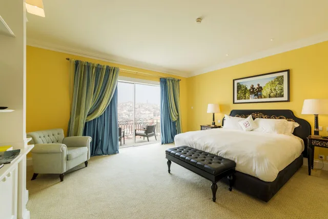 Executive, Garden or City View, East Wing, Low Floor, The Yeatman 1/4