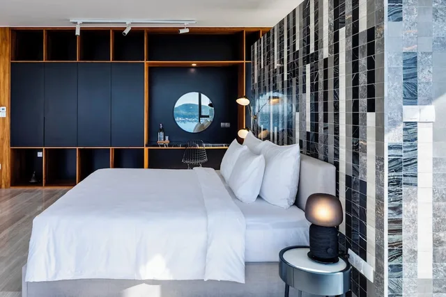 Sky, 7 King Beds, Venity Villa 5/5