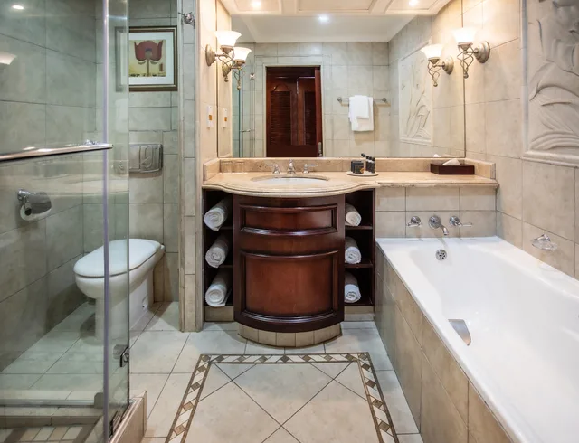 Superior Luxury Family Room, The Cascades Hotel At Sun City Resort 2/2
