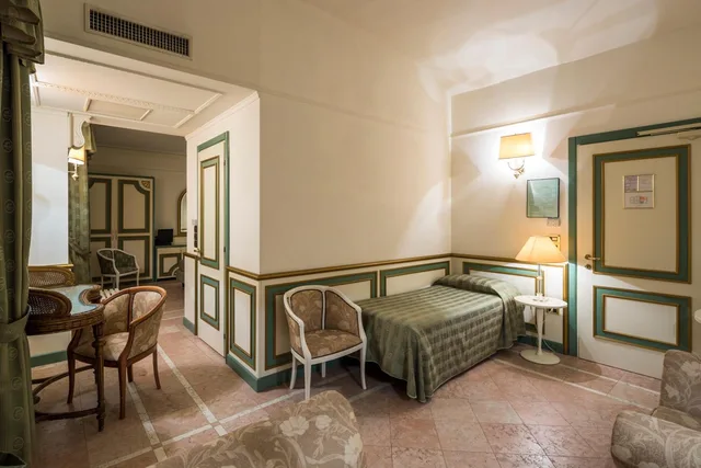 جناح جونيور، Grand Hotel Terme 3/3