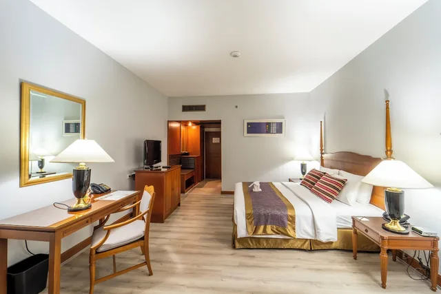 غرفة ديلوكس بسريرين منفصلين، Century Park Hotel 4/10