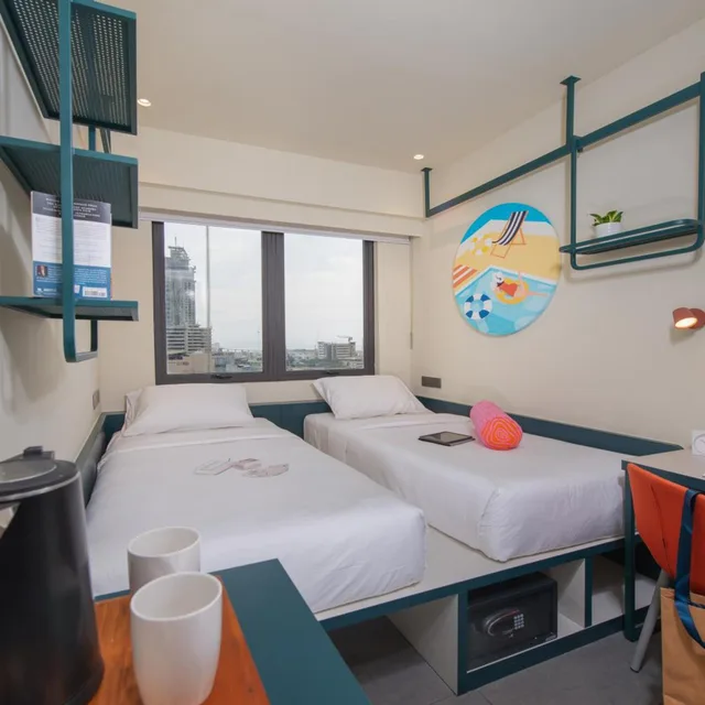 Side by Side, Studio, Twin Beds, lyf Cebu City 2/7