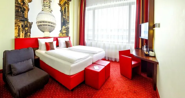 غرفة كومفورت ثلاثية بسرير فردي، PLAZA Premium Berlin Kurfurstendamm 2/10