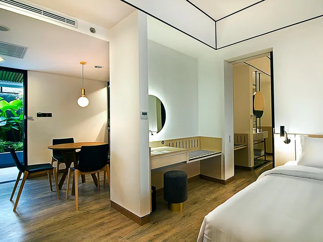 جناح عائلي بسرير مزدوج وسريرين منفصلين، Gaia Cosmo Hotel 1/2