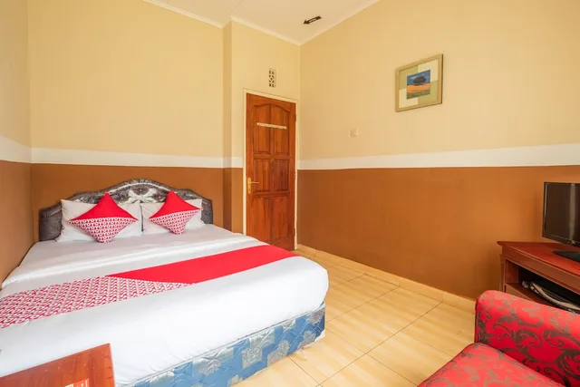 Deluxe, Suite, Double Bed, Oyo 644 Grand Yustik Selabintana 1/6
