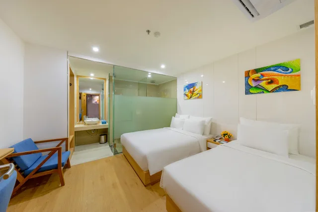 غرفة سوبيريور بسرير كوين، Kova Diamond Hotel Da Nang 3/6