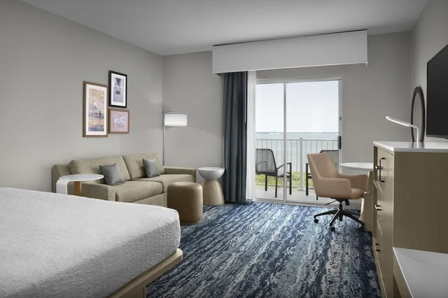 غرفة بسرير كينج، Hampton Inn And Suites Ocean City Bayfront Convention Center 3/10