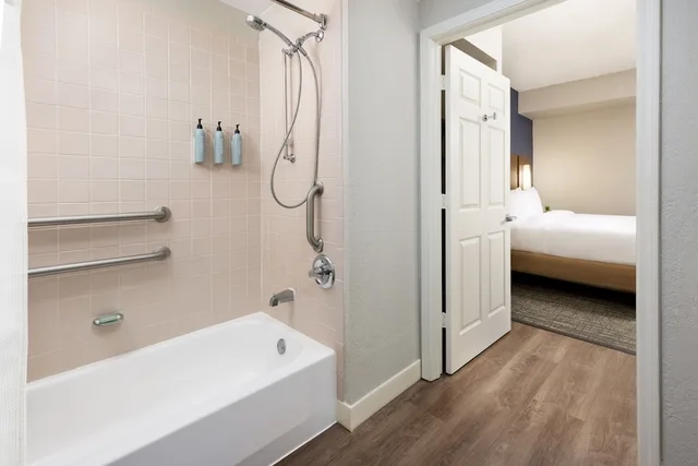 استوديو بسرير كينج مع أريكة، Residence Inn By Marriott 3/4
