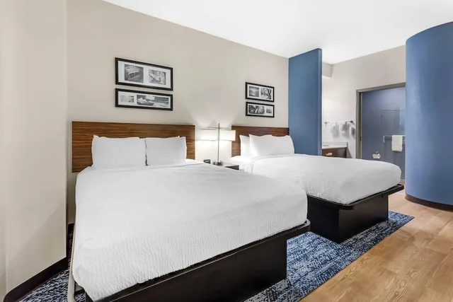 غرفة قياسية بسريرين كوين، Sleep Inn Greensboro Airport 2/7