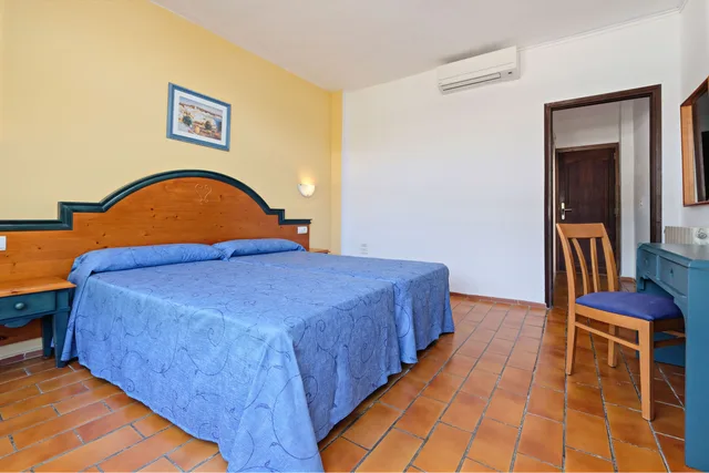 غرفة قياسية بسرير مزدوج، Azuline Hotel Mediterraneo 1/7