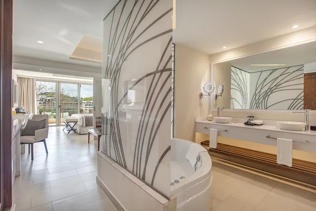 Diamond Club, Family Suite, Luxury, Ocean View، Royalton Negril, An Autograph Collection All-Inclusive Resort 4/4