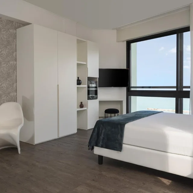 جناح جونيور بإطلالة على البحر، Hotel Venus 7/7
