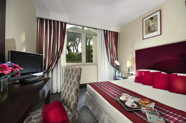 Room, Double or Twin Bed, Cardinal Hotel St Peter 2/2