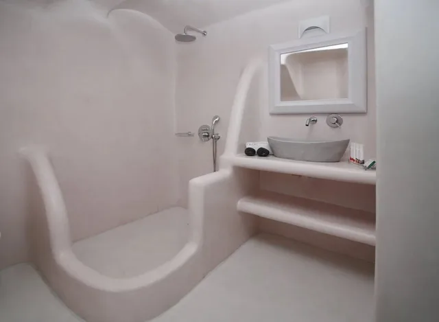 Superior, Villa, Queen Bed, Two Story, Sofa, Hot Tub, Palmariva Villas 2/2