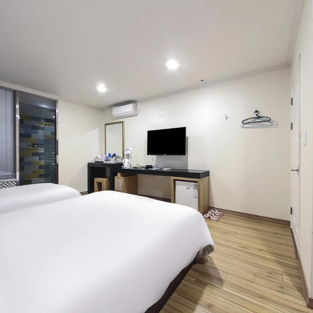 غرفة ديلوكس بسريرين منفصلين، Central Hotel 6/10