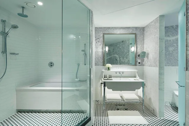 2 Bedrooms, Suite, Balcony, Club Lounge Access, London Marriott County Hall 10/10