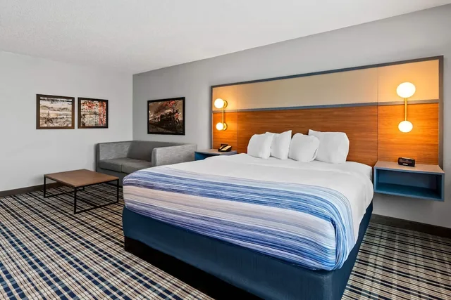 جناح استوديو بسرير كينج، AmericInn by Wyndham Crookston U of M Crookston 1/4