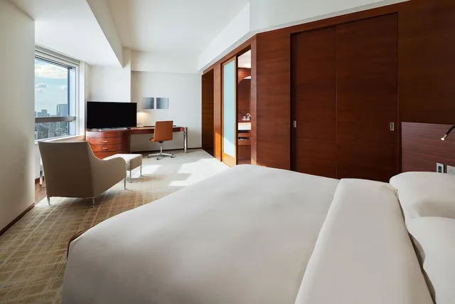 غرفة ديلوكس بسرير كينج، Grand Hyatt Tokyo 3/5