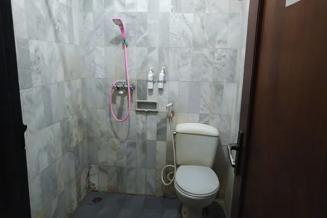 غرفة بسريرين منفصلين، Hotel Syariah Cordova by ZUZU 3/3