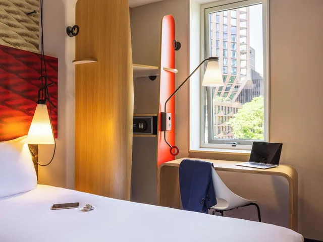 غرفة بسريرين منفصلين، Ibis Rotterdam City Centre 6/10