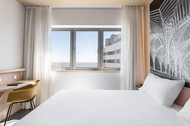 Room, Double or Twin Bed, Ikonik Lisboa 1/10