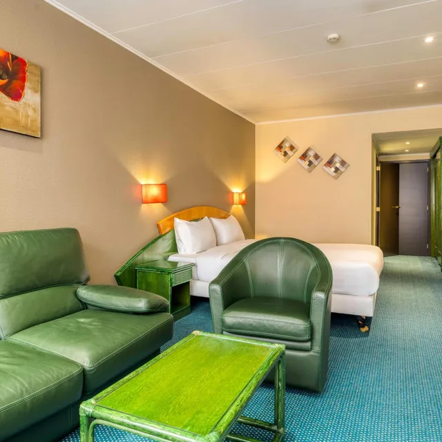 غرفة قياسية رباعية، B&B HOTEL Mons Centre 3/7