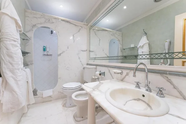 2 Bedrooms, Suite, Villa، Park Hotel Villa Ariston 6/6