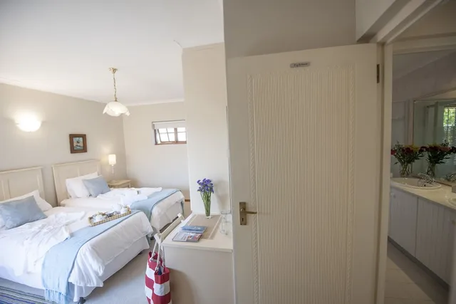 Sunkissed, 2 Bedrooms, Suite, Twin Beds، Bayside Lodge 2/4