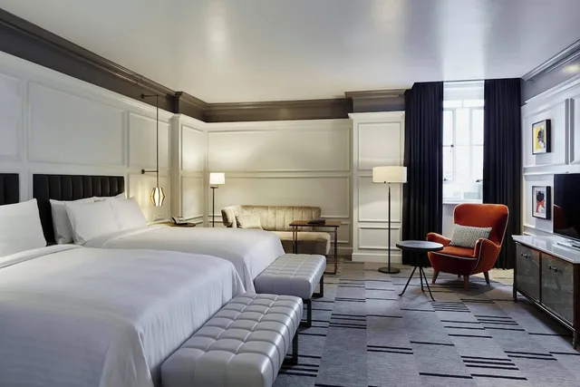 Deluxe, 2 Double Beds, London Marriott County Hall 1/4