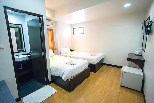 غرفة اقتصادية بسريرين منفصلين، Basic Line Hotel at Loikroh 7/8