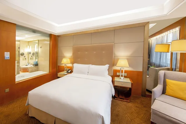 غرفة فاخرة بسرير كينج بإطلالة على المدينة، Sofitel Harbin 5/10