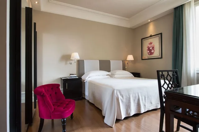 غرفة ديلوكس بسرير مزدوج، Grand Francia And Quirinale Hotel 1/5