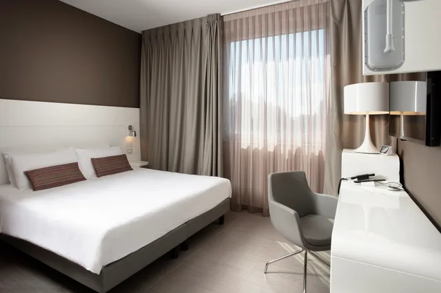غرفة بسرير مزدوج لذوي الإعاقة، Hampton Inn & Suites Miami Wynwood Design District 1/4