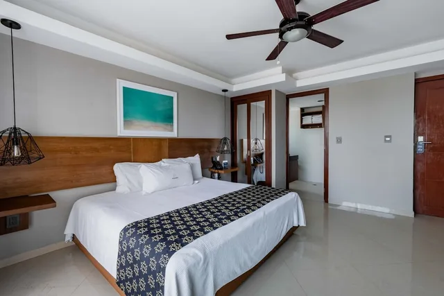 Standard, King Bed, Lagoon View، Ocean Dream BPR 6/10