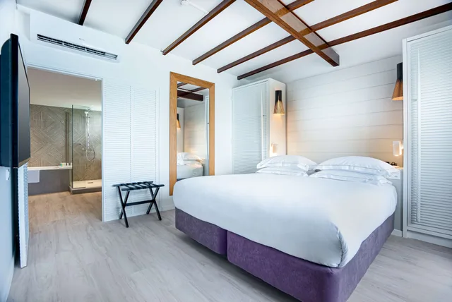 Overwater, Deluxe, Bungalow, King Bed، DoubleTree by Hilton Noumea Ilot Maitre Resort 3/6